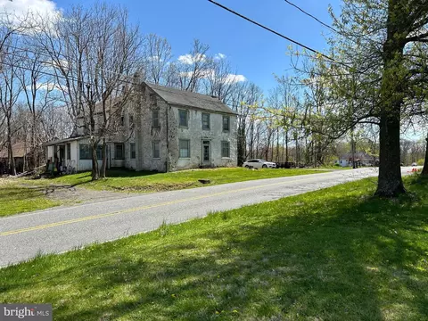 705 Allentown Rd, Green Lane, PA 18054