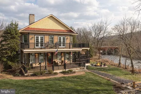 59 Byram Rd, Pipersville, PA 18947