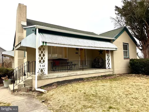 716 Rosa Ave, Croydon, PA 19021