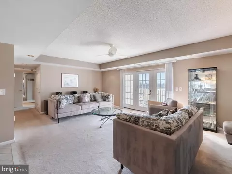 6207 Centennial Sta, Warminster, PA 18974 photo 10