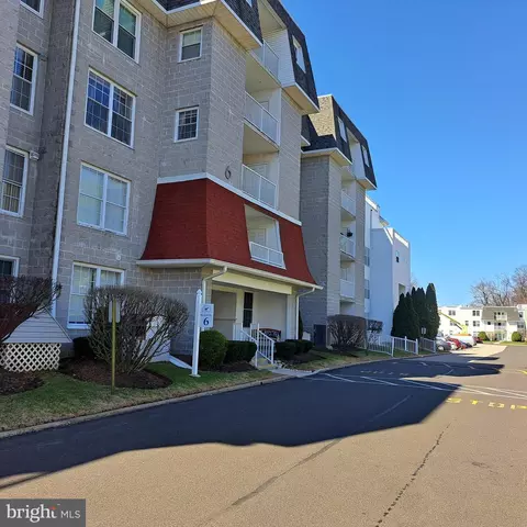 6207 Centennial Sta, Warminster, PA 18974 photo 2