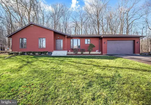2028 N Rockhill Rd, Sellersville, PA 18960