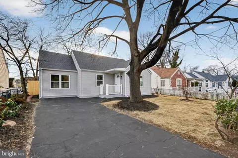 1228 Pacific Ave, Bristol, PA 19007