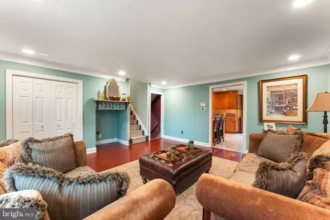 Entry Way - 992 Jamison St, Warwick, PA 18974 photo 2 of 4