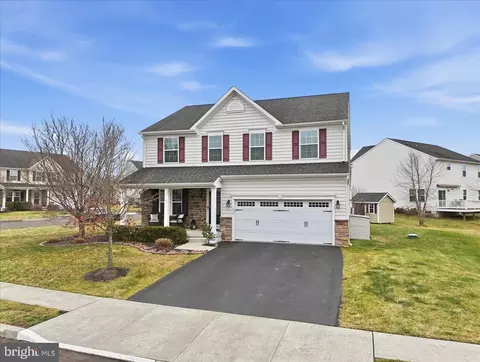 1830 Alamingo Dr, Quakertown, PA 18951