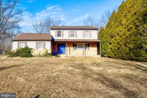 Exterior - 2166 Wayne Dr, Jamison, PA 18929 photo 2 of 10