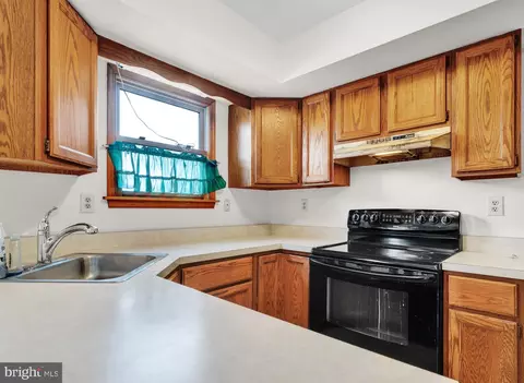 Kitchen - 2166 Wayne Dr, Jamison, PA 18929 photo 1 of 1
