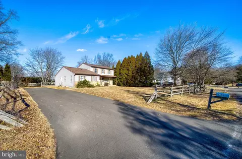2166 Wayne Dr, Jamison, PA 18929