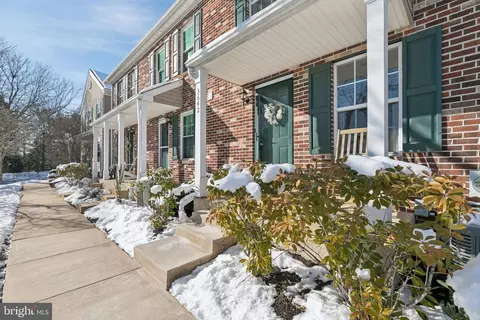 3642 Nancy Ward Cir, Doylestown, PA 18902