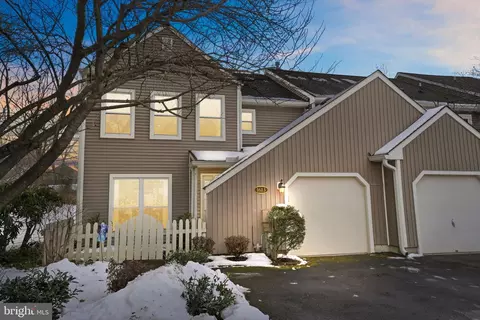 1613 Lakeview Cir, Yardley, PA 19067