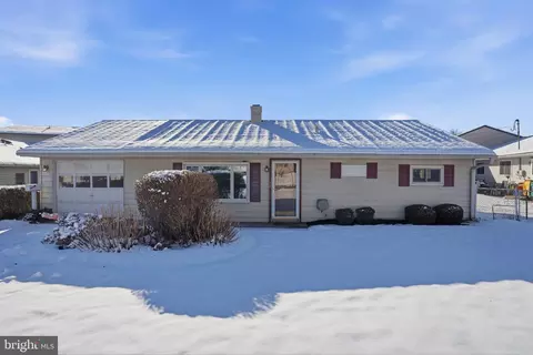 320 Doone Rd, Fairless Hills, PA 19030