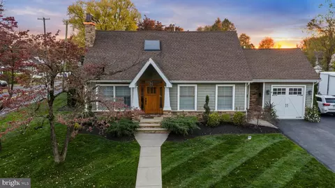 4 W Myrtle Ave, Feasterville Trevose, PA 19053