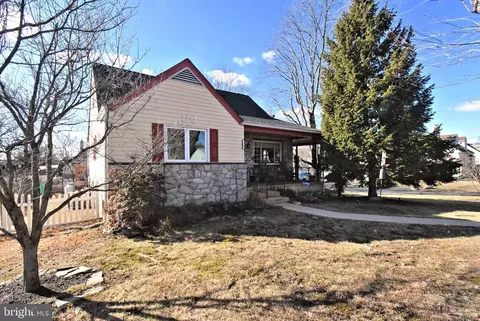 219 Rosewood Ave, Feasterville Trevose, PA 19053