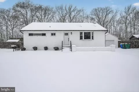 3525 Rockview Dr, Bristol, PA 19007