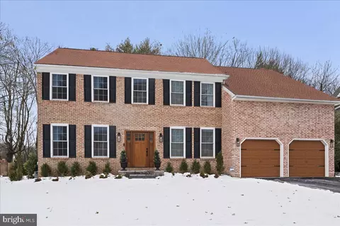 1 Steeplechase Dr, Doylestown, PA 18901