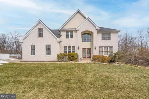 1 Costa Ct, Langhorne, PA 19047
