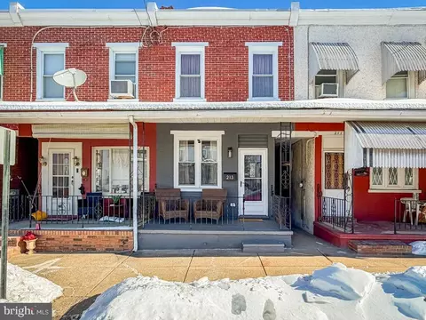 213 New Brook St, Bristol, PA 19007