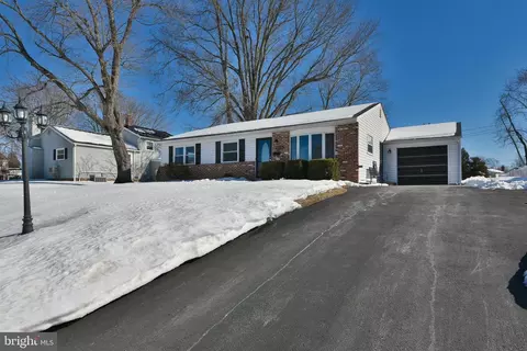 279 Gibson Ave, Warminster, PA 18974