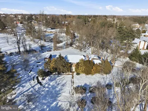 1511 Laurie Ln, Yardley, PA 19067