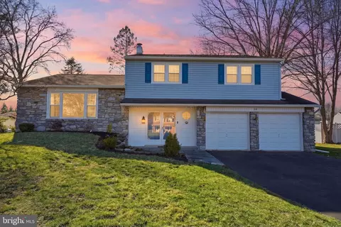 34 Balsam Ct, Holland, PA 18966