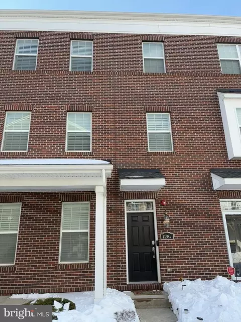 128 B Fleet Ct, Bensalem, PA 19020