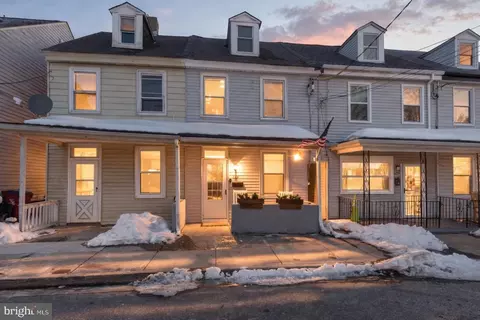 323 Wilson St, Bristol, PA 19007