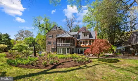 6 Bridge One Ln, Pipersville, PA 18947