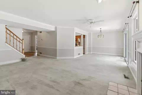 Living - 703 Eagle Ln, Doylestown, PA 18901 photo 3 of 6