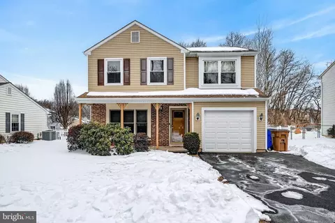 1355 Amwell St, Bensalem, PA 19020