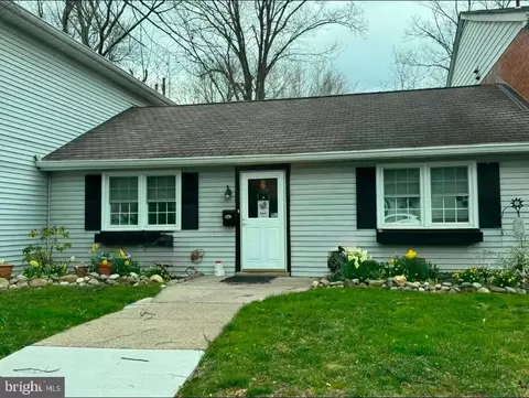 1105 Yardley Cmns, Yardley, PA 19067