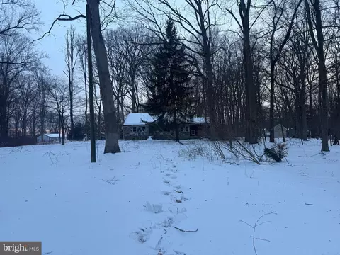 2918 Snake Hill Rd, Doylestown, PA 18902