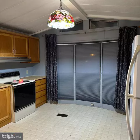 36 Center Hill Dr, Quakertown, PA 18951