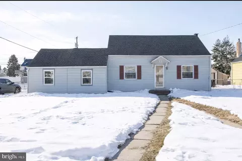 618 Cedar Ave, Croydon, PA 19021
