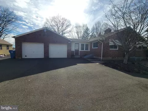 969 Lower State Rd, Chalfont, PA 18914