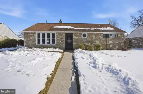 2510 Green Ave, Bristol, PA 19007