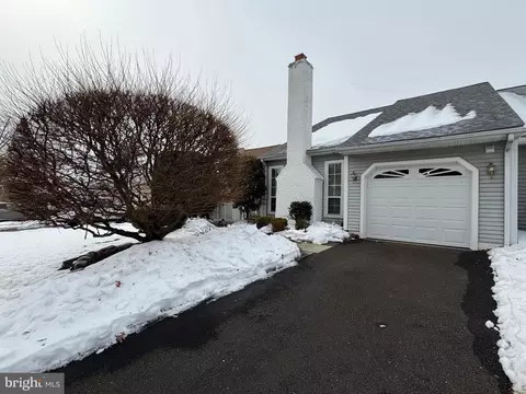 177 Raintree Ct, Langhorne, PA 19047
