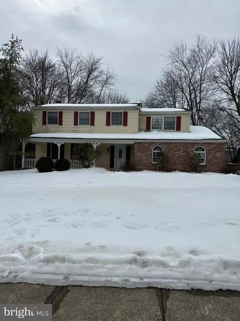 2461 Pine Cone Rd, Warrington, PA 18976