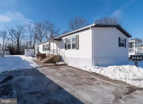 7016 Huber Dr, Morrisville, PA 19067