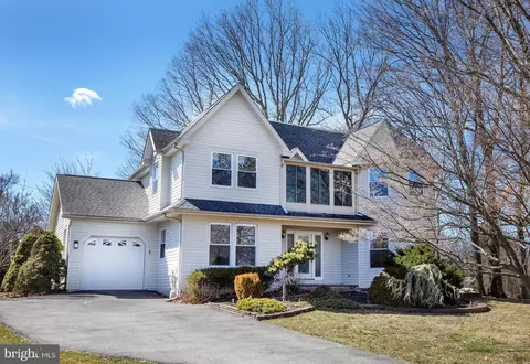 2210 Club House Cir, Jamison, PA 18929