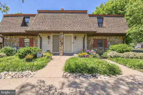 440 S State St #D7, Newtown, PA 18940
