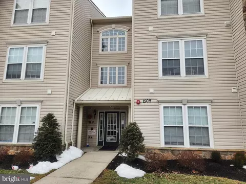 1509 Moore St #202, Bristol, PA 19007