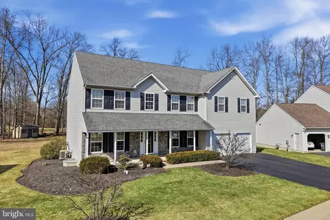 59 Fairway Ct, Quakertown, PA 18951