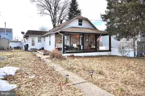 433 Walnut Ave, Feasterville Trevose, PA 19053