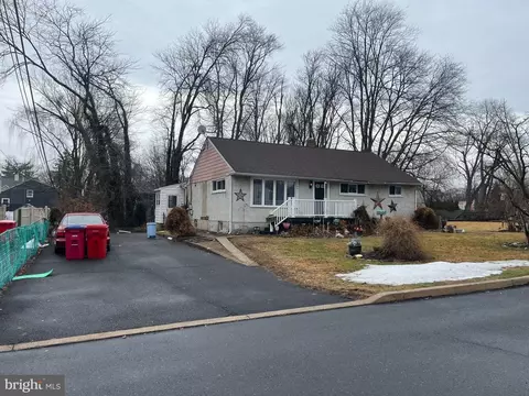 473 3rd Ave, Warminster, PA 18974