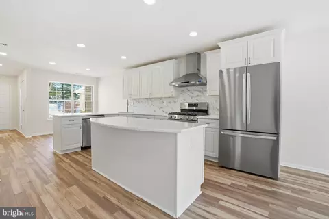 1004 Waterford Rd, Yardley, PA 19067