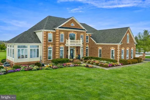 132 Parsons Ln, Newtown, PA 18940