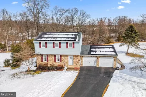 119 Chestnut Dr, Quakertown, PA 18951