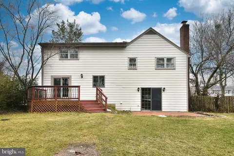 Exterior - 982 Mueller Rd, Warminster, PA 18974 photo 4 of 8