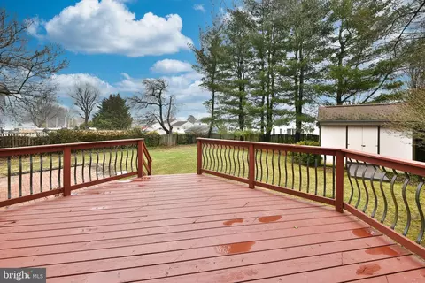 Exterior - 982 Mueller Rd, Warminster, PA 18974 photo 8 of 8