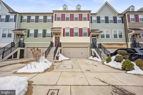 485 Rowan St, Warminster, PA 18974